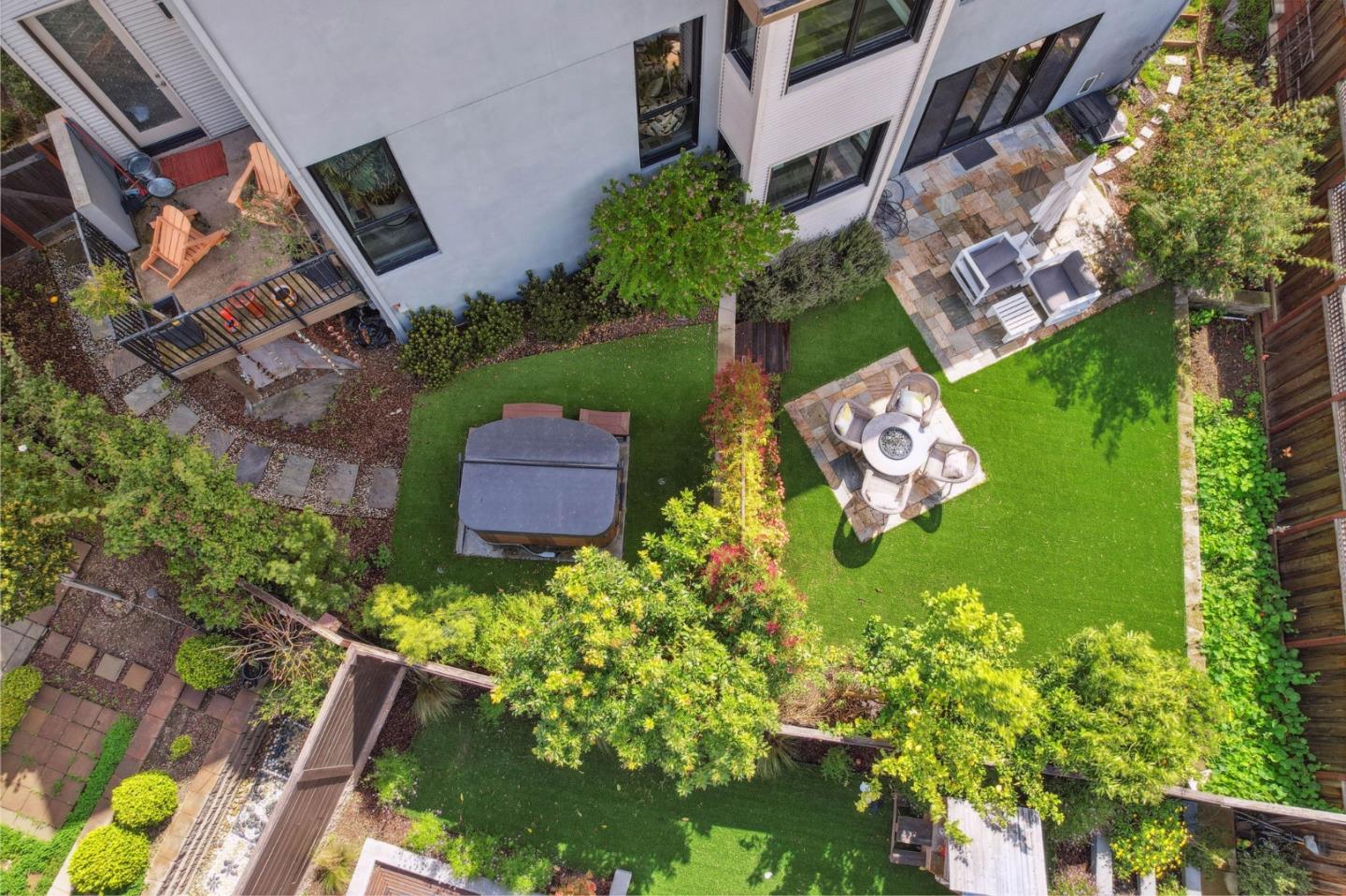 Detail Gallery Image 37 of 42 For 80 Gateway Ct, San Carlos,  CA 94070 - 3 Beds | 3/1 Baths