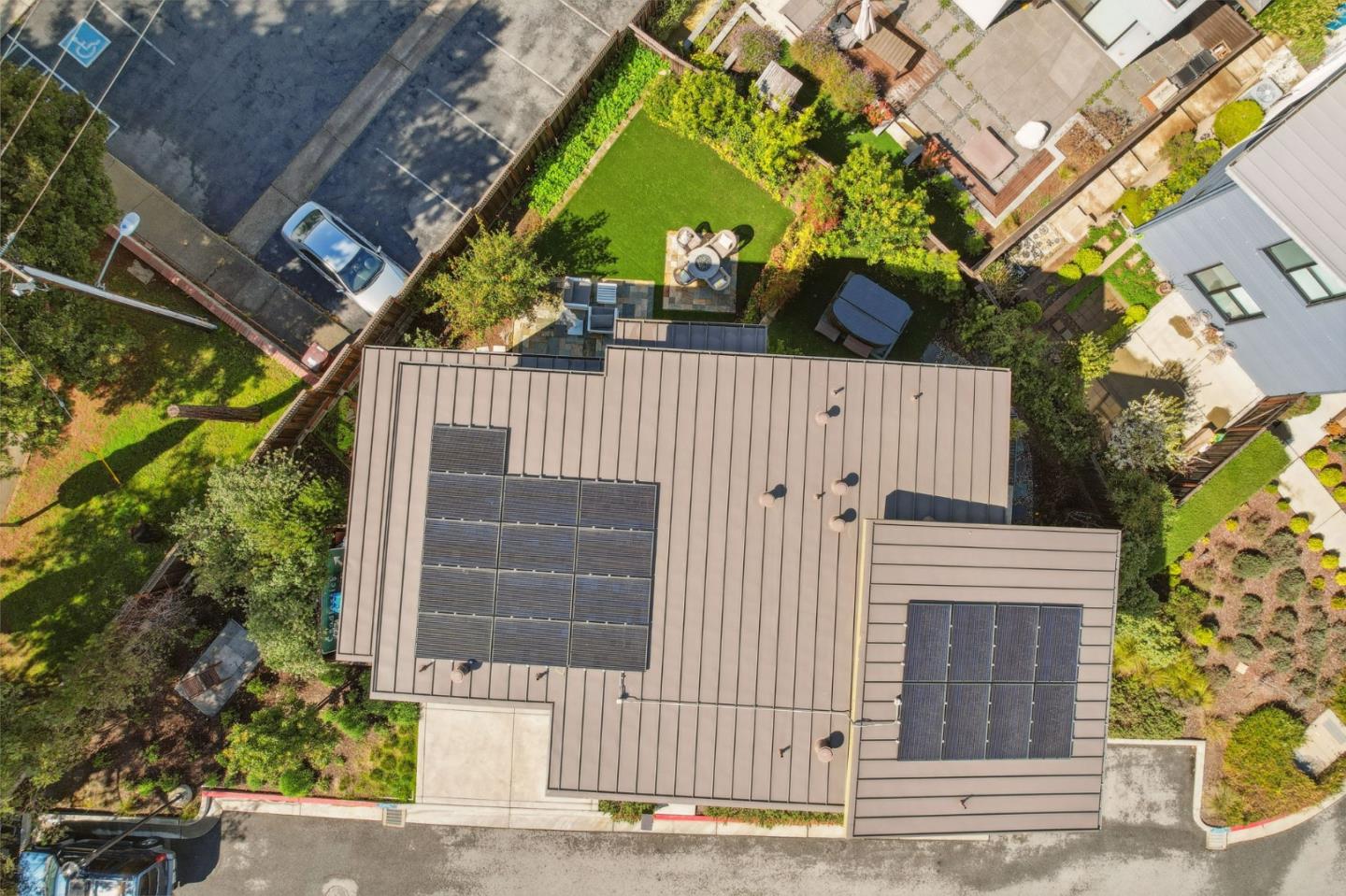 Detail Gallery Image 38 of 42 For 80 Gateway Ct, San Carlos,  CA 94070 - 3 Beds | 3/1 Baths