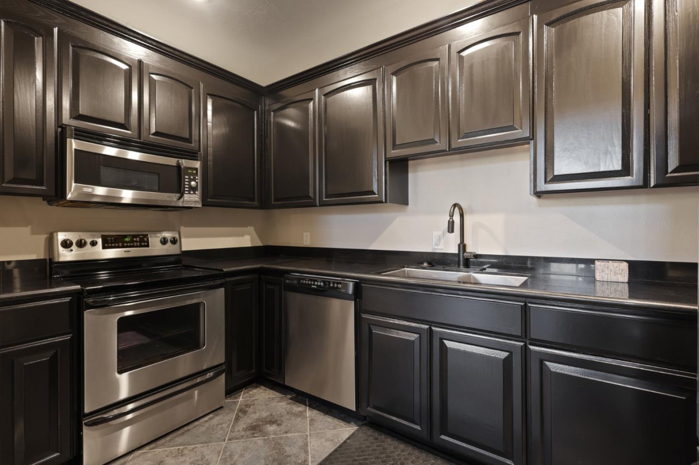 Detail Gallery Image 42 of 48 For 12755 Santa Teresa Blvd, San Martin,  CA 95046 - 5 Beds | 4 Baths