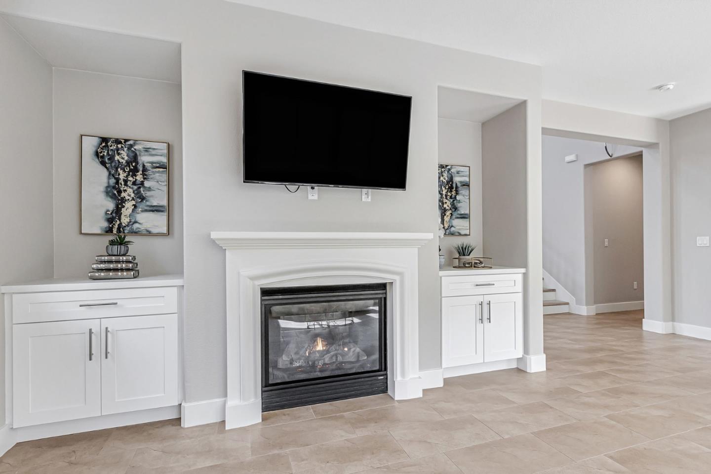 Detail Gallery Image 19 of 88 For 9561 Rancho Hills Dr, Gilroy,  CA 95020 - 5 Beds | 3 Baths