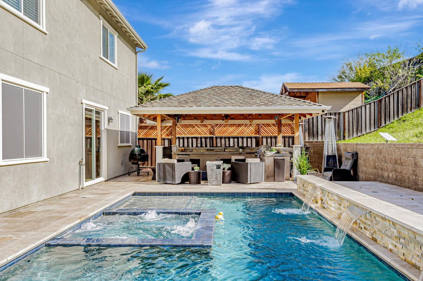 Detail Gallery Image 66 of 88 For 9561 Rancho Hills Dr, Gilroy,  CA 95020 - 5 Beds | 3 Baths