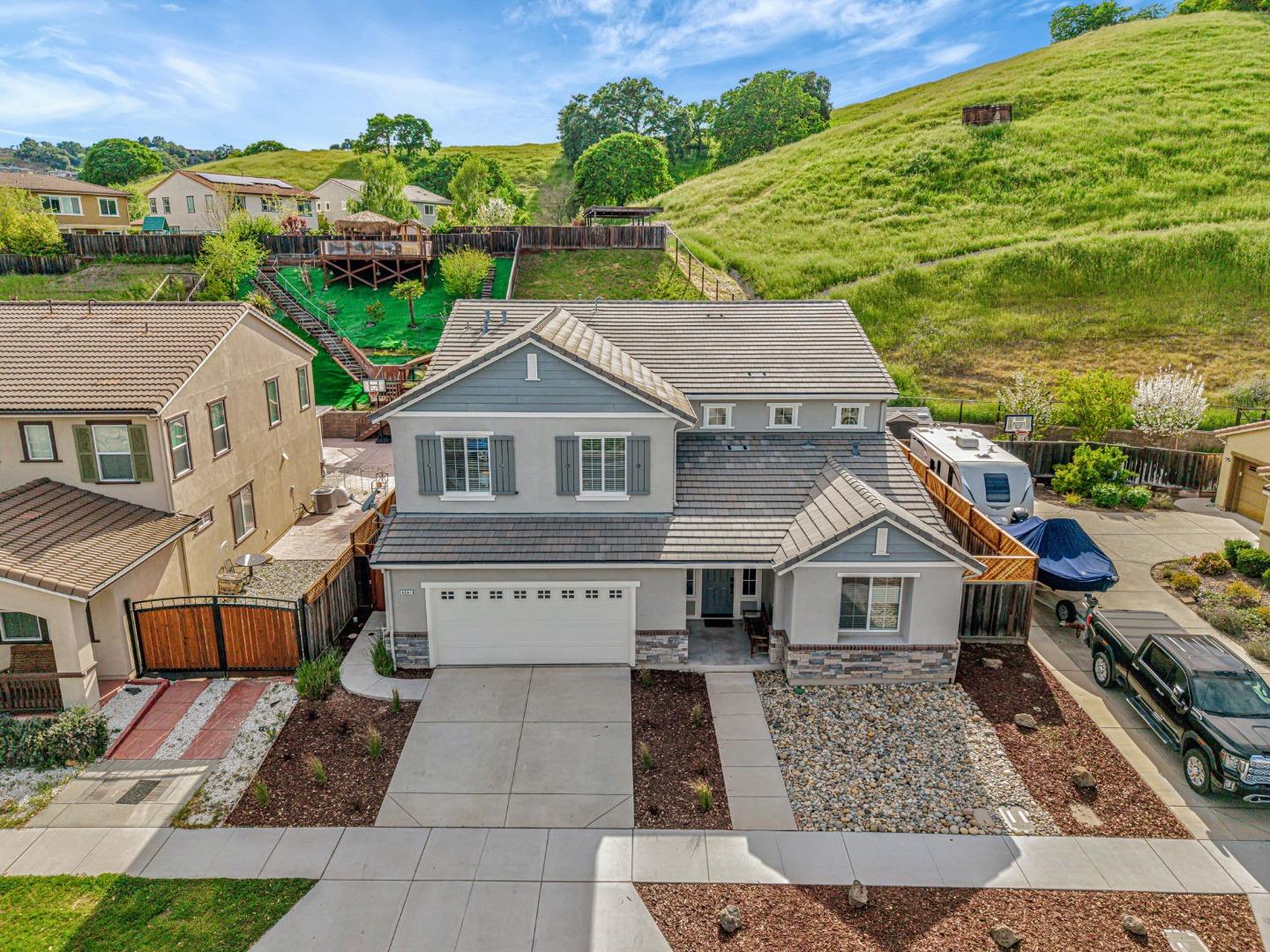 Detail Gallery Image 73 of 88 For 9561 Rancho Hills Dr, Gilroy,  CA 95020 - 5 Beds | 3 Baths