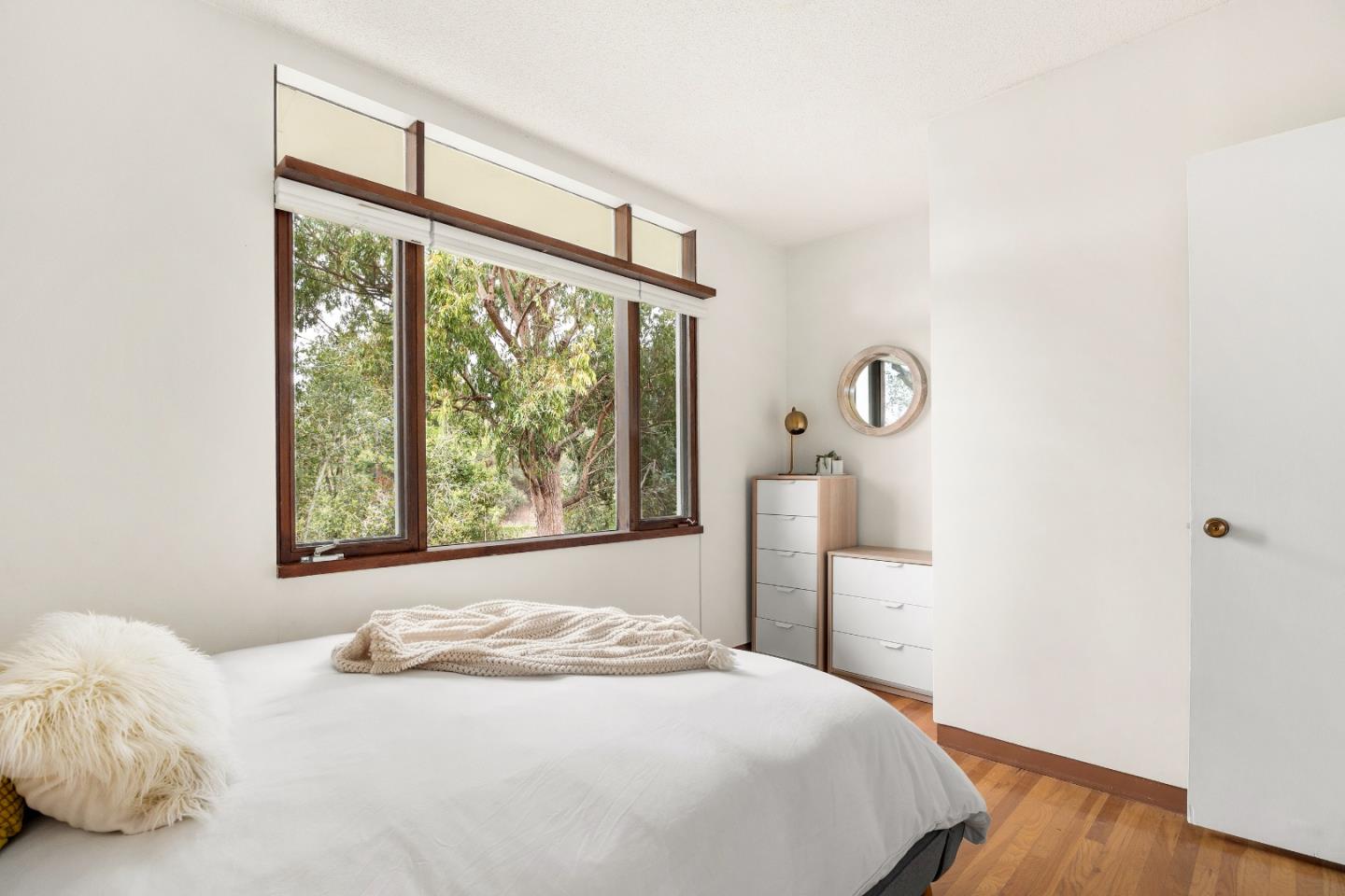 Detail Gallery Image 26 of 37 For 2020 Wallace Ave, Aptos,  CA 95003 - 3 Beds | 2 Baths