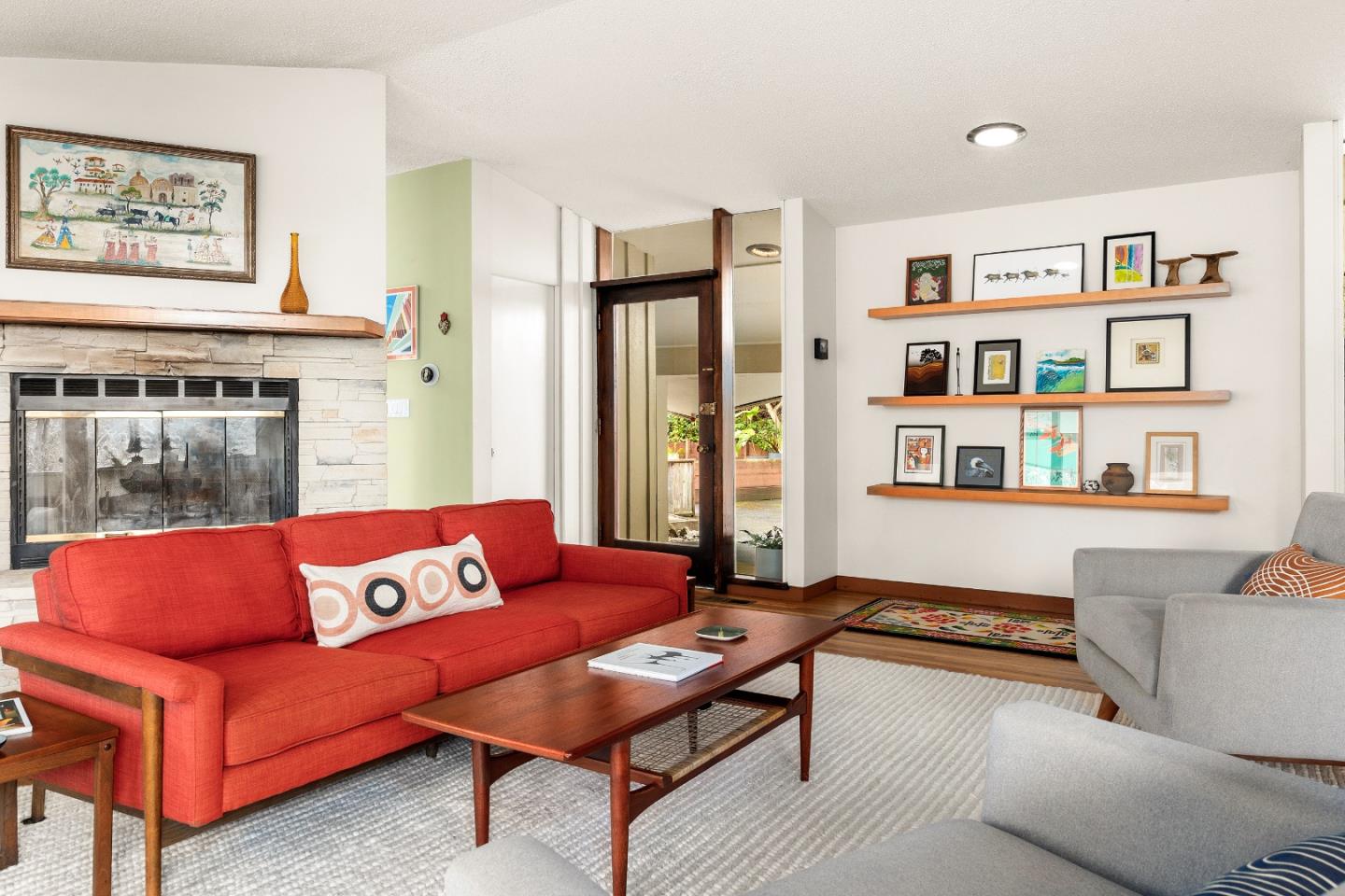 Detail Gallery Image 7 of 37 For 2020 Wallace Ave, Aptos,  CA 95003 - 3 Beds | 2 Baths
