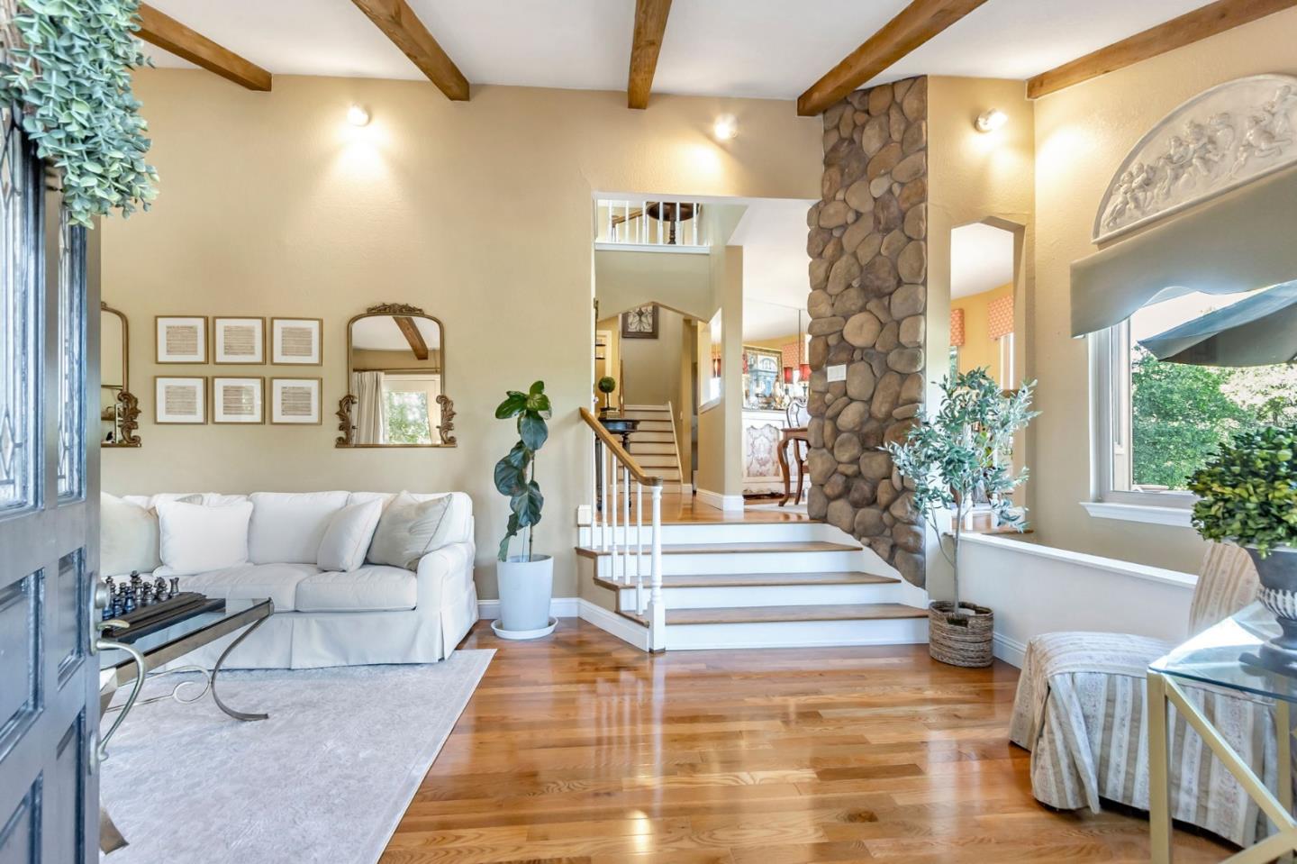 Detail Gallery Image 18 of 129 For 1737 Hecker Pass Rd, Gilroy,  CA 95020 - 5 Beds | 3/1 Baths