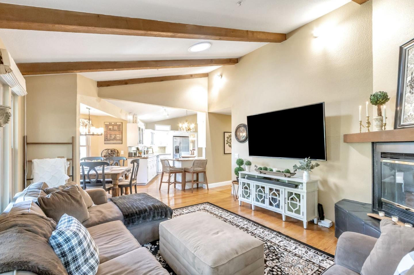 Detail Gallery Image 25 of 129 For 1737 Hecker Pass Rd, Gilroy,  CA 95020 - 5 Beds | 3/1 Baths