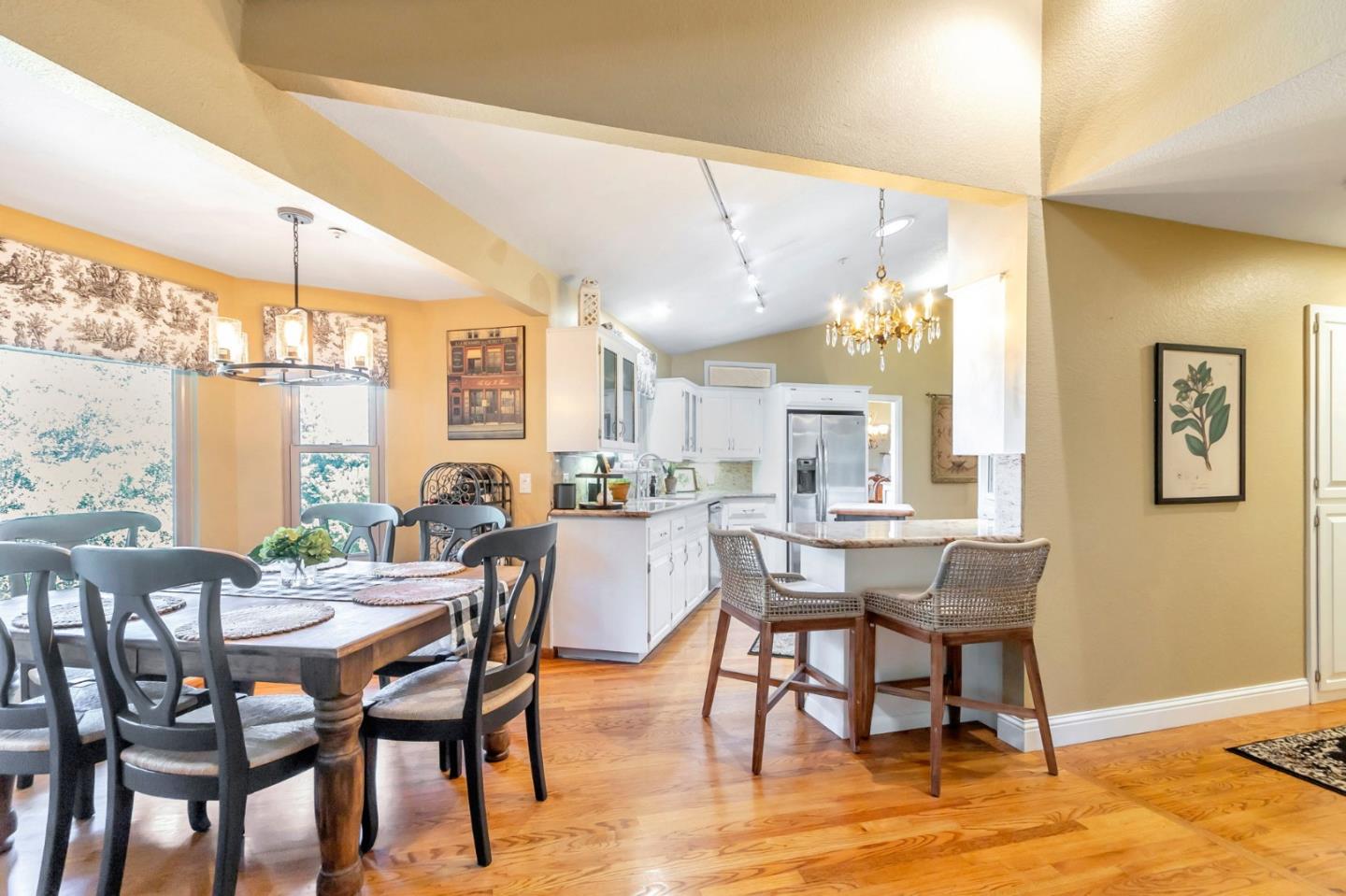 Detail Gallery Image 28 of 129 For 1737 Hecker Pass Rd, Gilroy,  CA 95020 - 5 Beds | 3/1 Baths