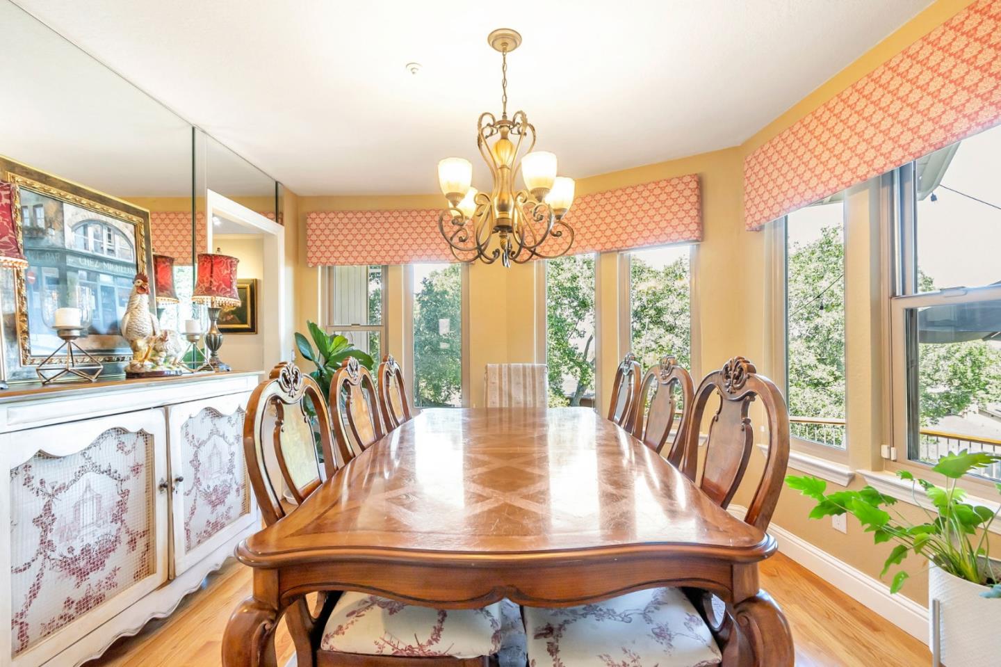 Detail Gallery Image 31 of 129 For 1737 Hecker Pass Rd, Gilroy,  CA 95020 - 5 Beds | 3/1 Baths
