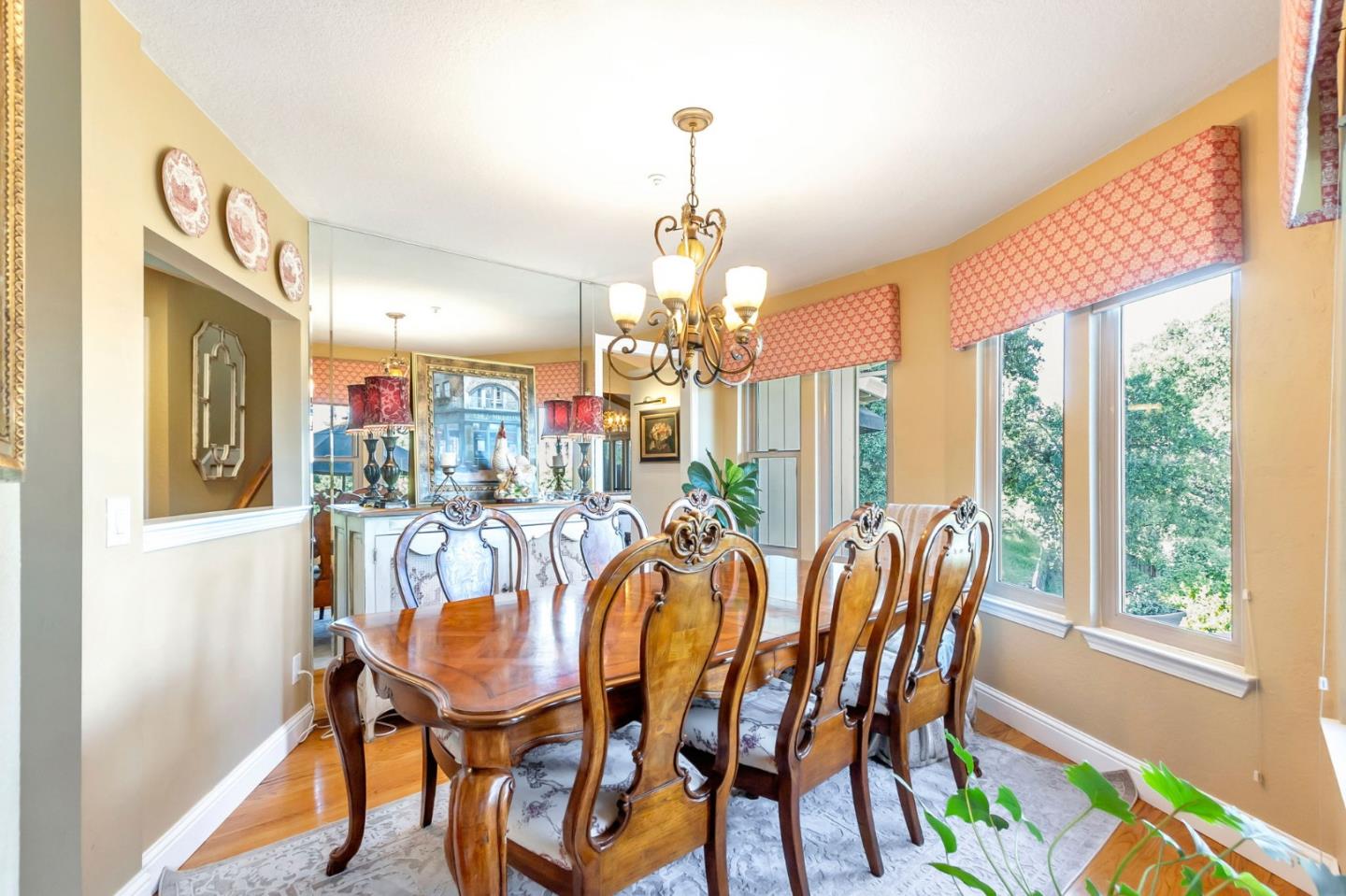 Detail Gallery Image 34 of 129 For 1737 Hecker Pass Rd, Gilroy,  CA 95020 - 5 Beds | 3/1 Baths