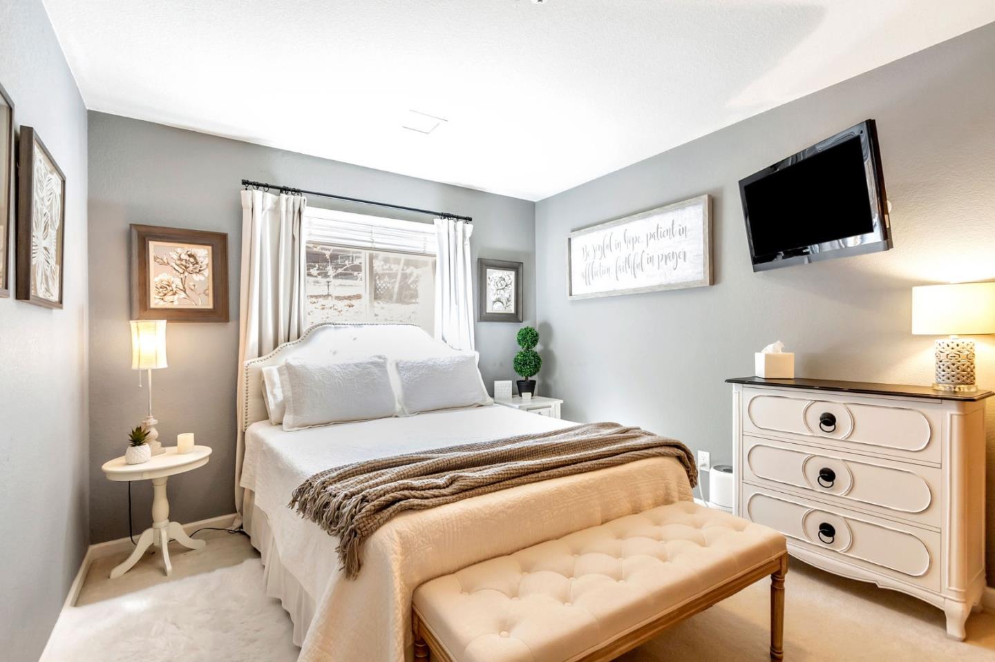 Detail Gallery Image 49 of 129 For 1737 Hecker Pass Rd, Gilroy,  CA 95020 - 5 Beds | 3/1 Baths