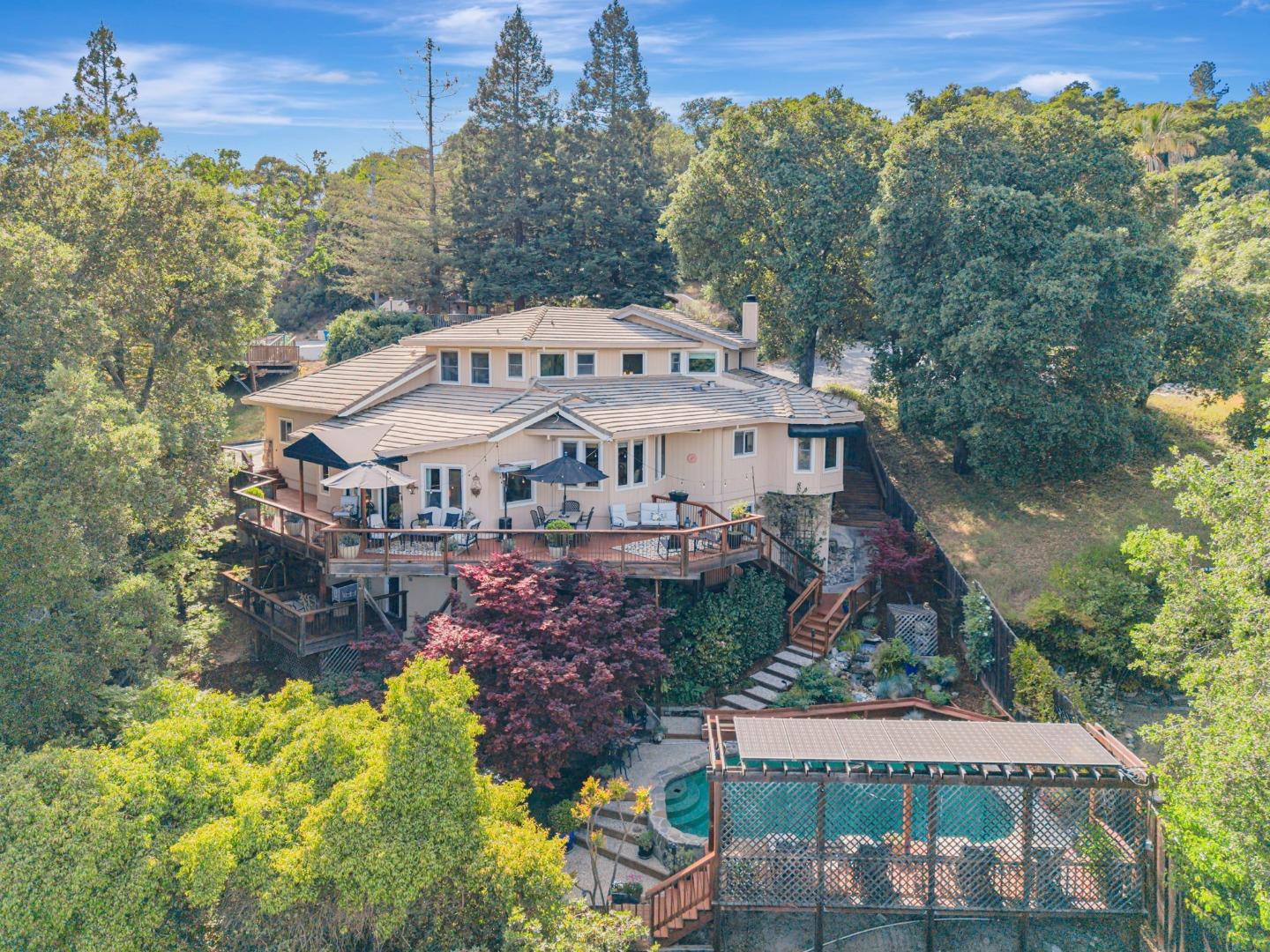 Detail Gallery Image 6 of 129 For 1737 Hecker Pass Rd, Gilroy,  CA 95020 - 5 Beds | 3/1 Baths