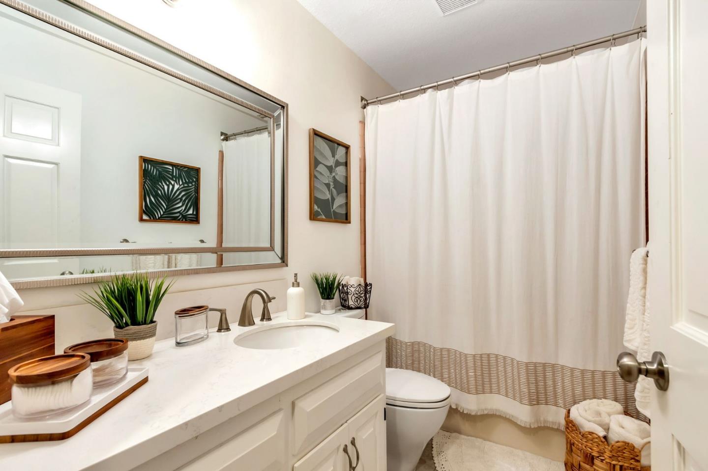 Detail Gallery Image 61 of 129 For 1737 Hecker Pass Rd, Gilroy,  CA 95020 - 5 Beds | 3/1 Baths