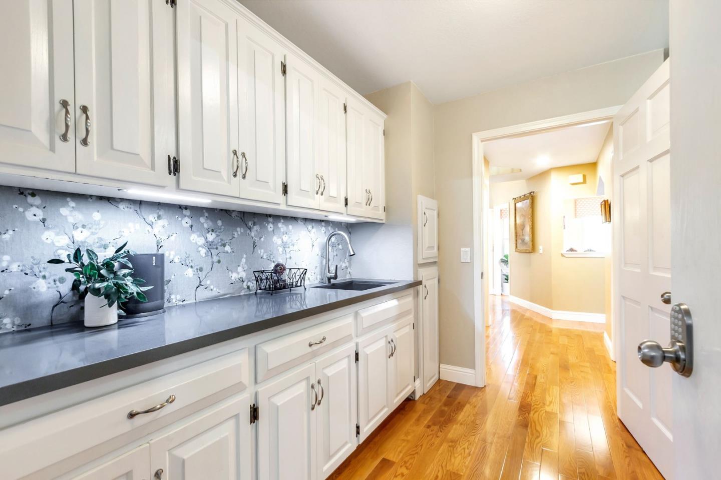 Detail Gallery Image 66 of 129 For 1737 Hecker Pass Rd, Gilroy,  CA 95020 - 5 Beds | 3/1 Baths