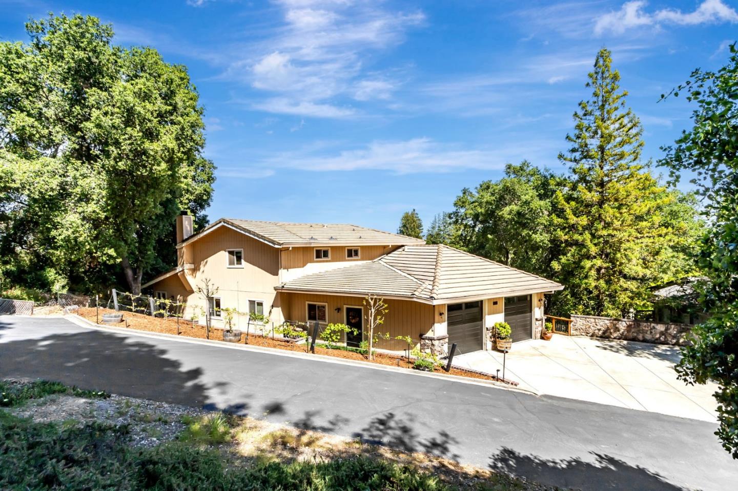 Detail Gallery Image 7 of 129 For 1737 Hecker Pass Rd, Gilroy,  CA 95020 - 5 Beds | 3/1 Baths