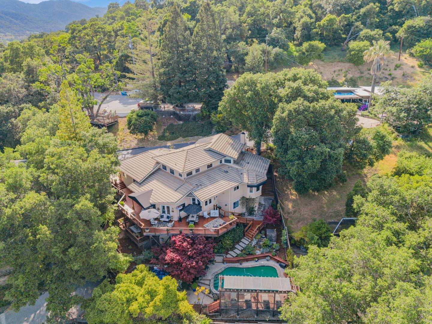 Detail Gallery Image 79 of 129 For 1737 Hecker Pass Rd, Gilroy,  CA 95020 - 5 Beds | 3/1 Baths