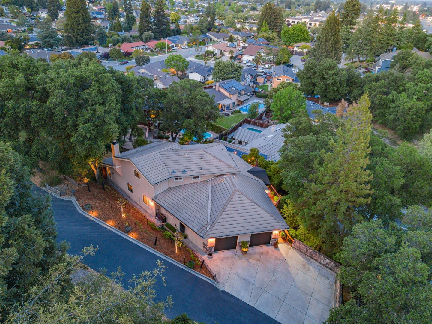 Detail Gallery Image 98 of 129 For 1737 Hecker Pass Rd, Gilroy,  CA 95020 - 5 Beds | 3/1 Baths