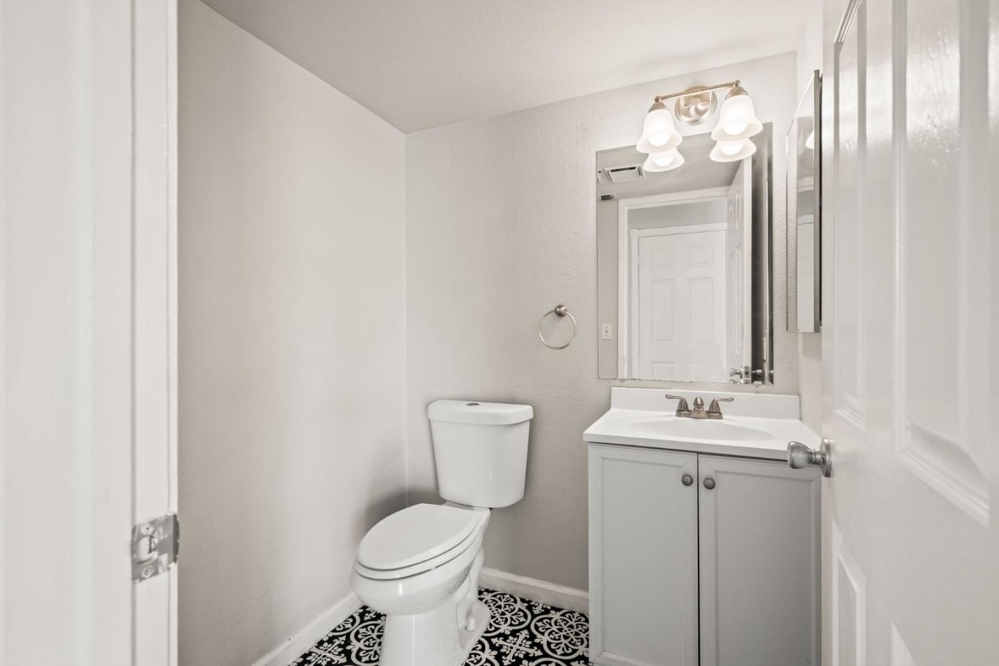 Detail Gallery Image 12 of 37 For 3596 Binghamton Dr, Sacramento,  CA 95834 - 4 Beds | 2/1 Baths