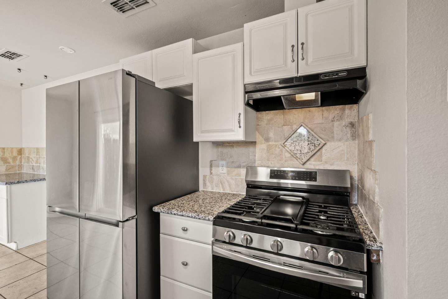 Detail Gallery Image 15 of 37 For 3596 Binghamton Dr, Sacramento,  CA 95834 - 4 Beds | 2/1 Baths