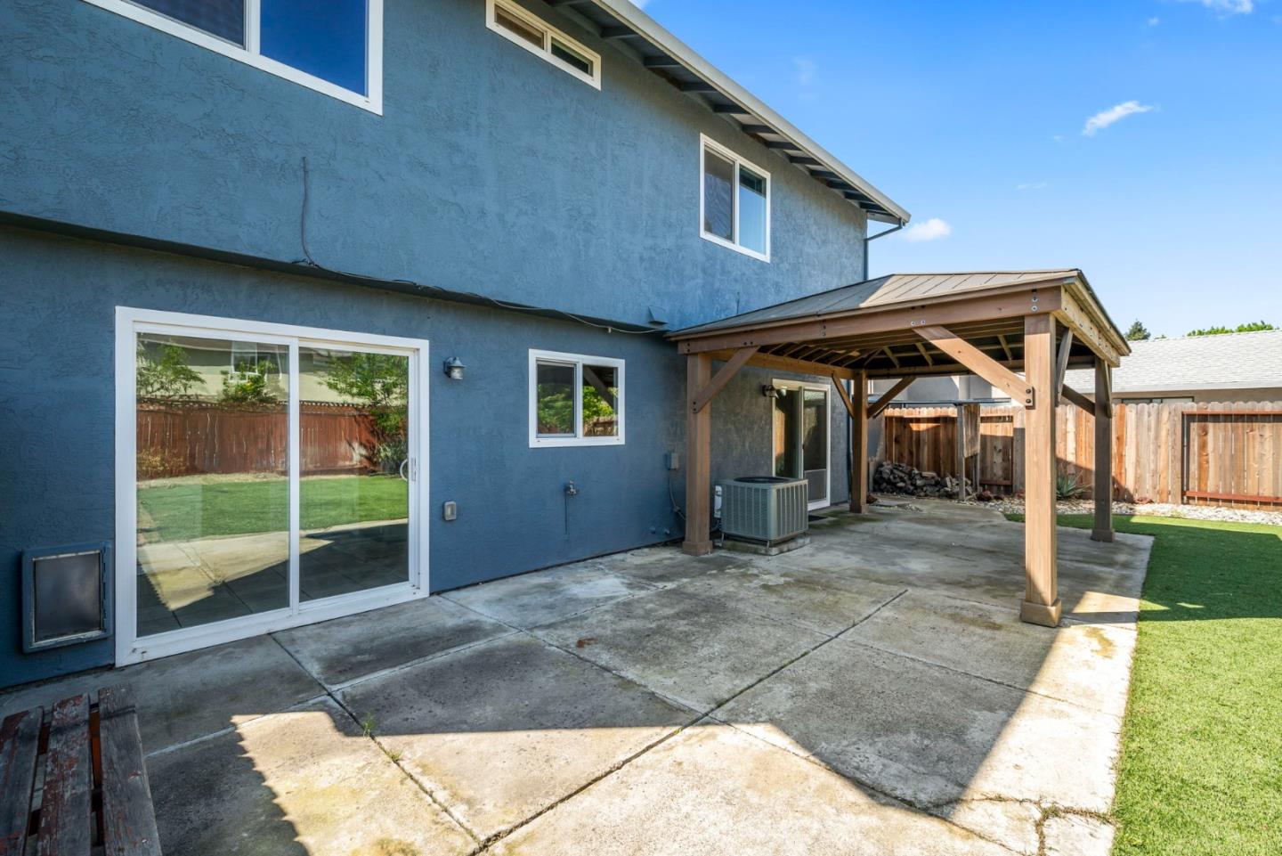Detail Gallery Image 35 of 37 For 3596 Binghamton Dr, Sacramento,  CA 95834 - 4 Beds | 2/1 Baths