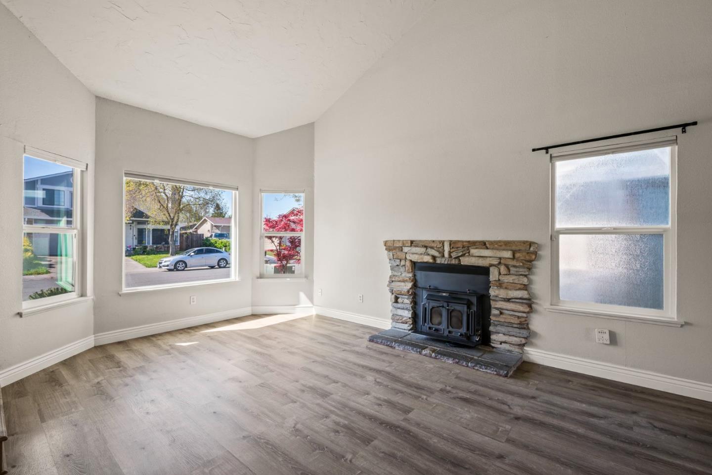 Detail Gallery Image 7 of 37 For 3596 Binghamton Dr, Sacramento,  CA 95834 - 4 Beds | 2/1 Baths