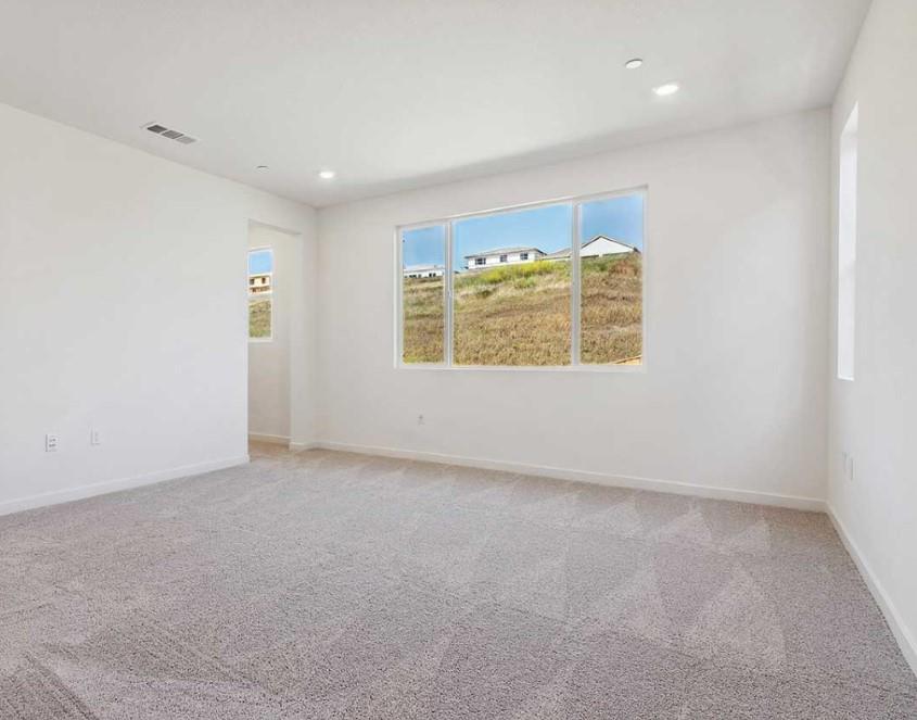 Detail Gallery Image 10 of 13 For 8094 Waterfall Ln, Vallejo,  CA 94591 - 4 Beds | 3 Baths