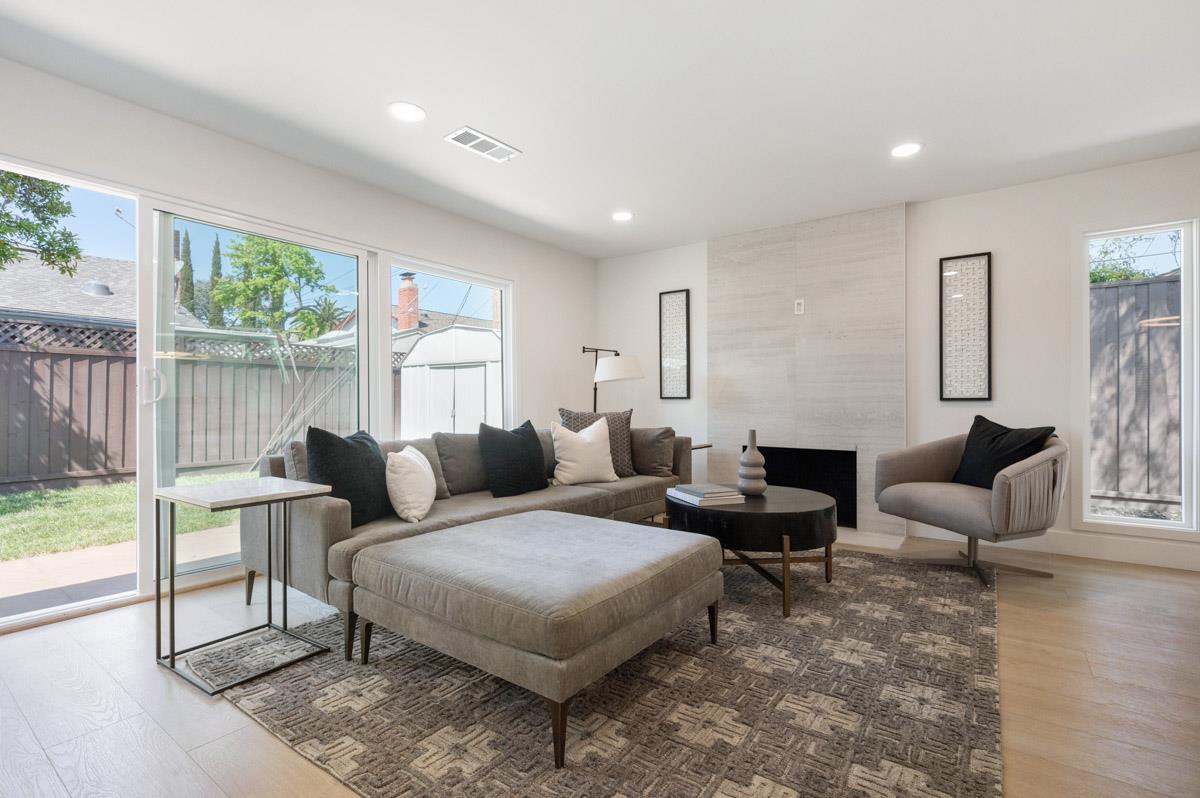 Detail Gallery Image 17 of 42 For 3145 Woodcrest Dr, San Jose,  CA 95118 - 3 Beds | 3 Baths
