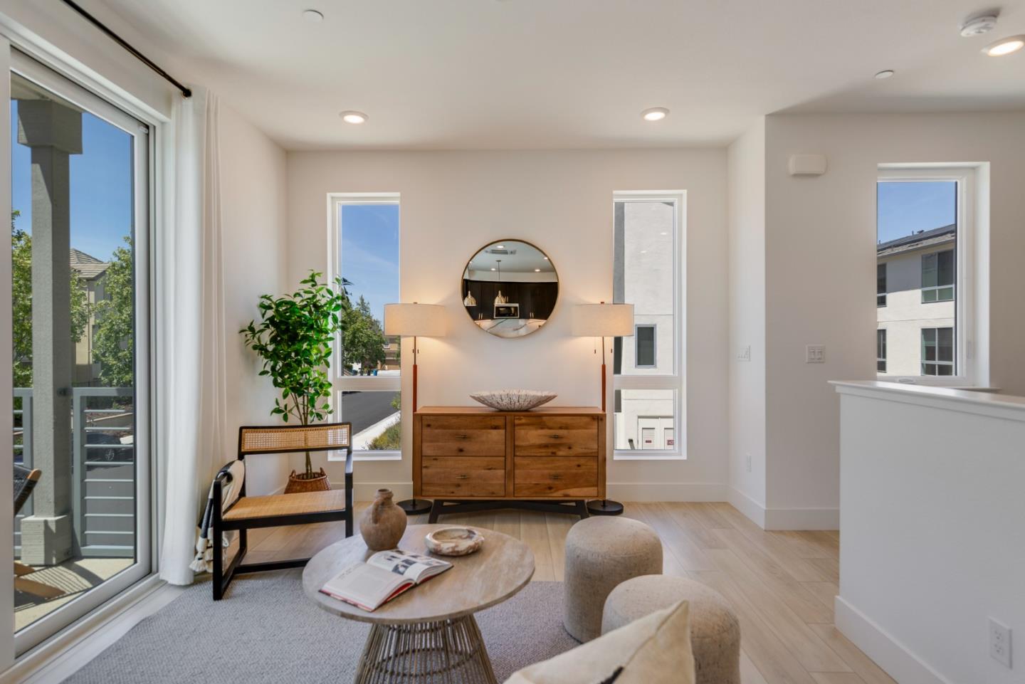 Detail Gallery Image 20 of 29 For 2013 Worthington Cir, Santa Clara,  CA 95050 - 3 Beds | 3/1 Baths