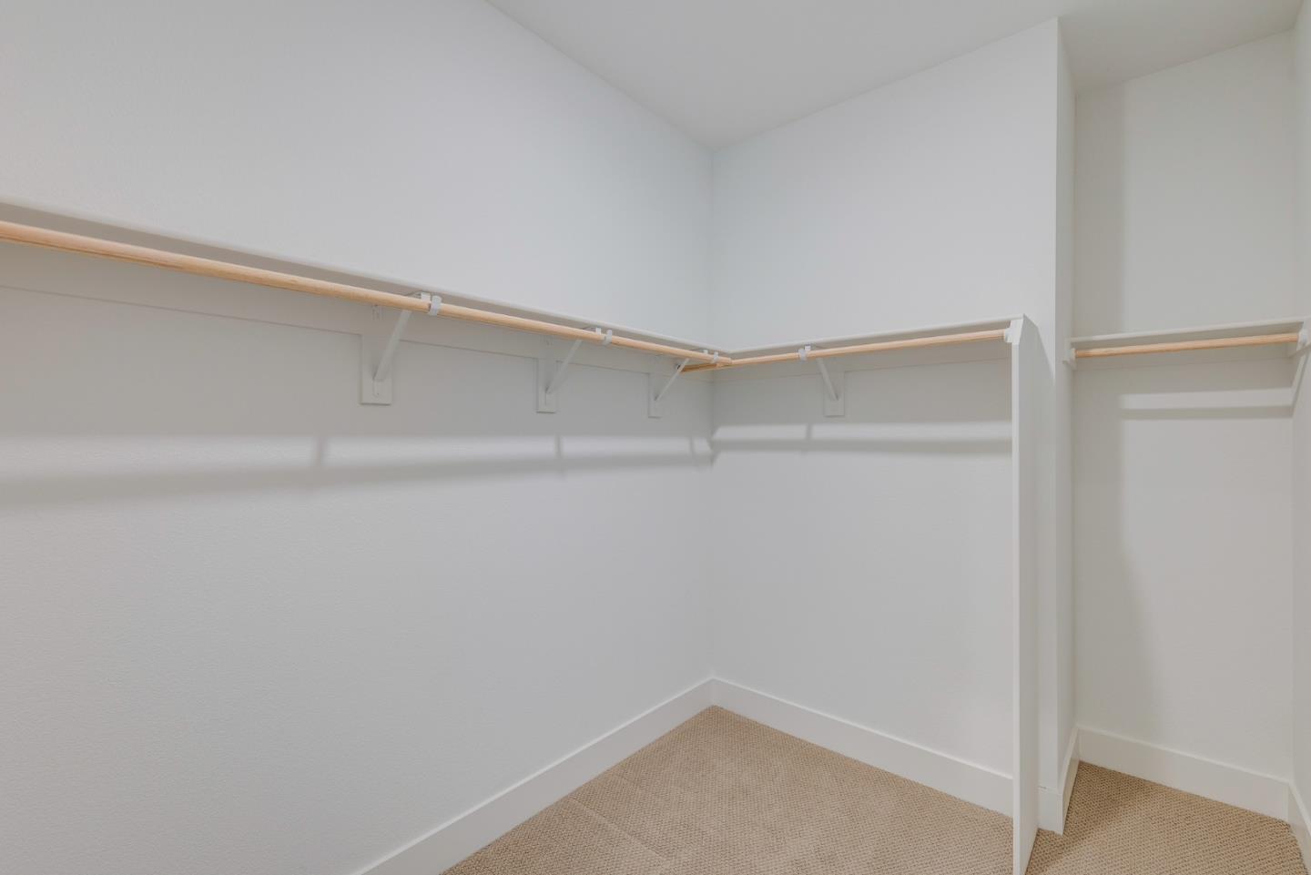 Detail Gallery Image 25 of 29 For 2013 Worthington Cir, Santa Clara,  CA 95050 - 3 Beds | 3/1 Baths