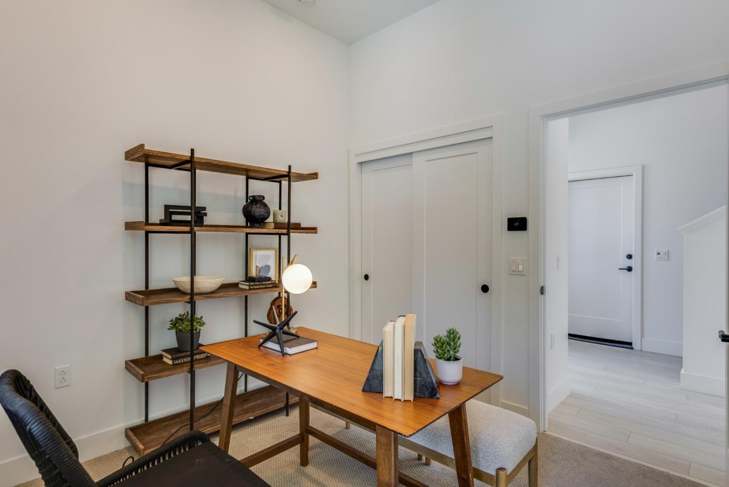 Detail Gallery Image 8 of 29 For 2013 Worthington Cir, Santa Clara,  CA 95050 - 3 Beds | 3/1 Baths