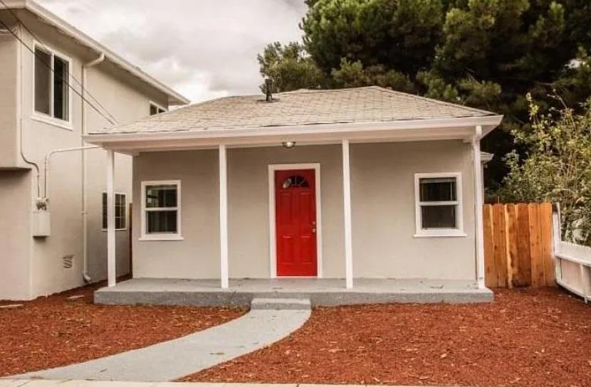 Detail Gallery Image 1 of 8 For 17204 Rogerio St, Hayward,  CA 94541 - 1 Beds | 1 Baths