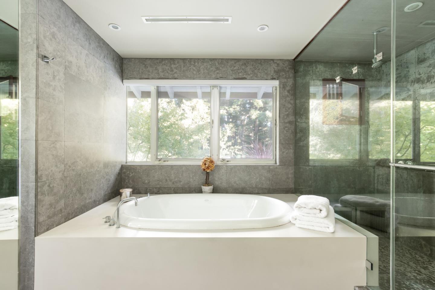 Detail Gallery Image 10 of 29 For 1850 Brookvale Rd, Hillsborough,  CA 94010 - 5 Beds | 4/1 Baths