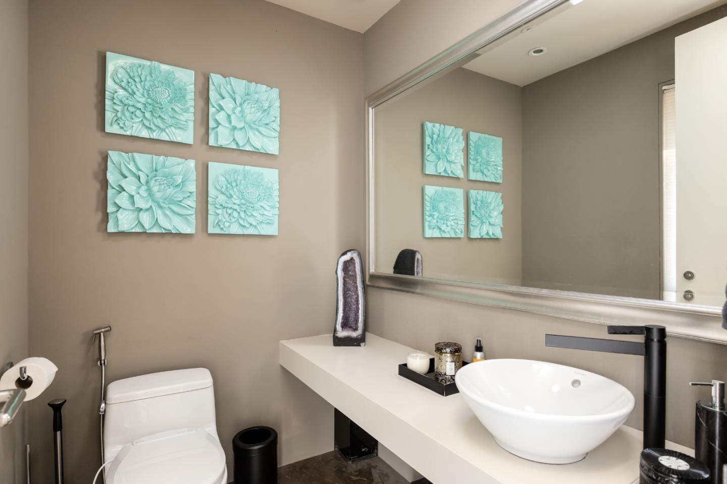Detail Gallery Image 19 of 29 For 1850 Brookvale Rd, Hillsborough,  CA 94010 - 5 Beds | 4/1 Baths