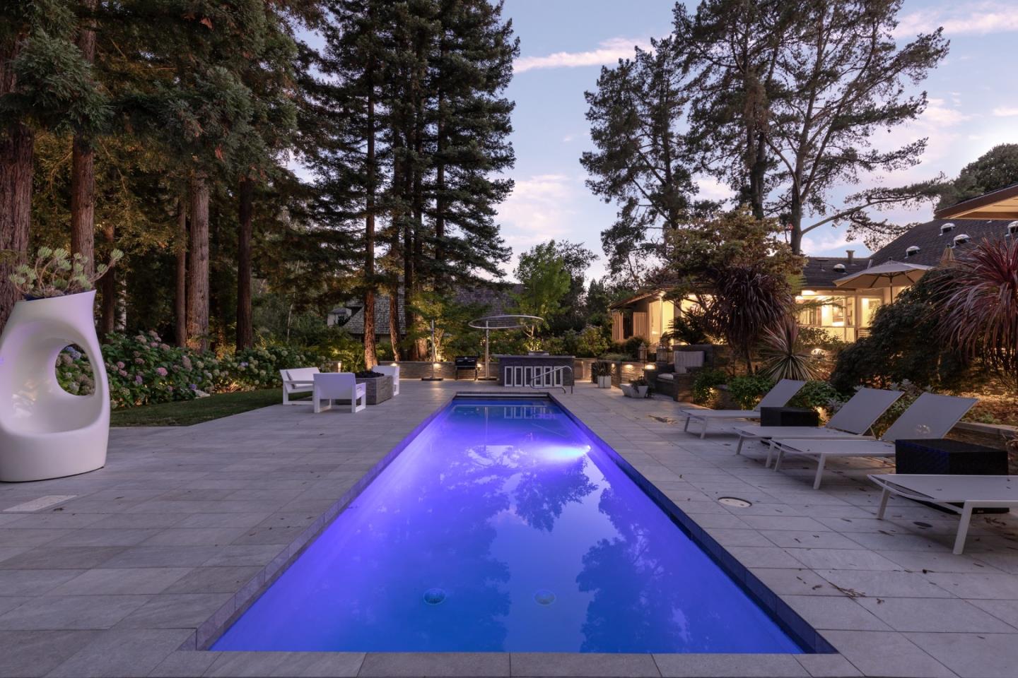 Detail Gallery Image 22 of 29 For 1850 Brookvale Rd, Hillsborough,  CA 94010 - 5 Beds | 4/1 Baths