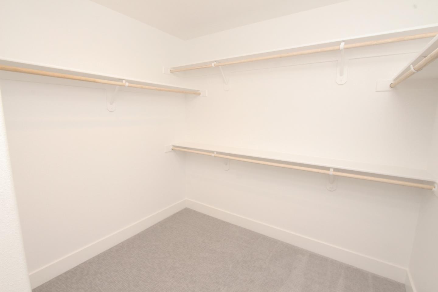 Detail Gallery Image 12 of 18 For 1163 Scout Peak Way #14-10,  Hollister,  CA 95023 - 3 Beds | 2/1 Baths