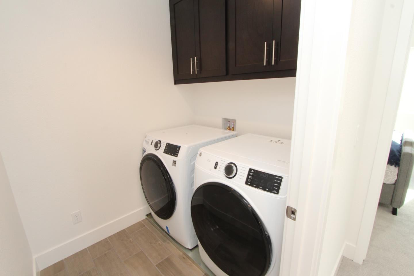 Detail Gallery Image 15 of 18 For 1163 Scout Peak Way #14-10,  Hollister,  CA 95023 - 3 Beds | 2/1 Baths