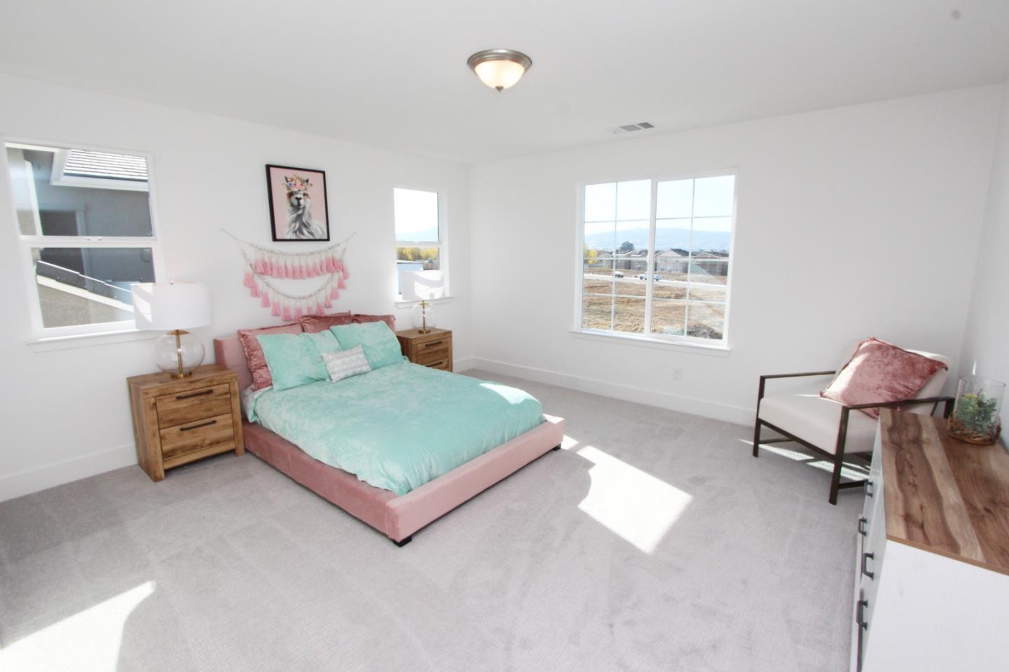Detail Gallery Image 18 of 18 For 1163 Scout Peak Way #14-10,  Hollister,  CA 95023 - 3 Beds | 2/1 Baths
