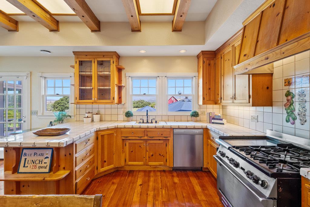 Detail Gallery Image 25 of 77 For 180 Dicicco Ter, Watsonville,  CA 95076 - 3 Beds | 2 Baths