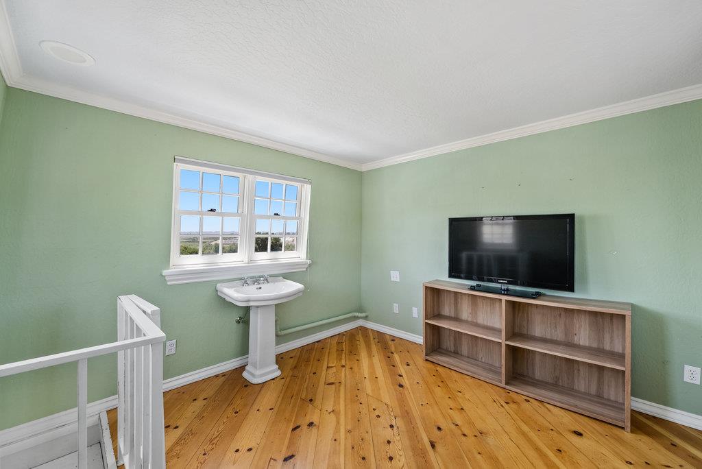 Detail Gallery Image 70 of 77 For 180 Dicicco Ter, Watsonville,  CA 95076 - 3 Beds | 2 Baths