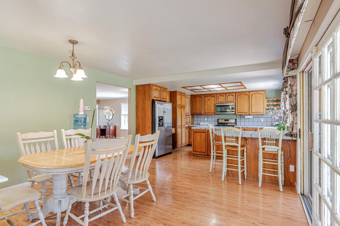 Detail Gallery Image 21 of 81 For 1298 Hersman Dr, Gilroy,  CA 95020 - 4 Beds | 2/1 Baths
