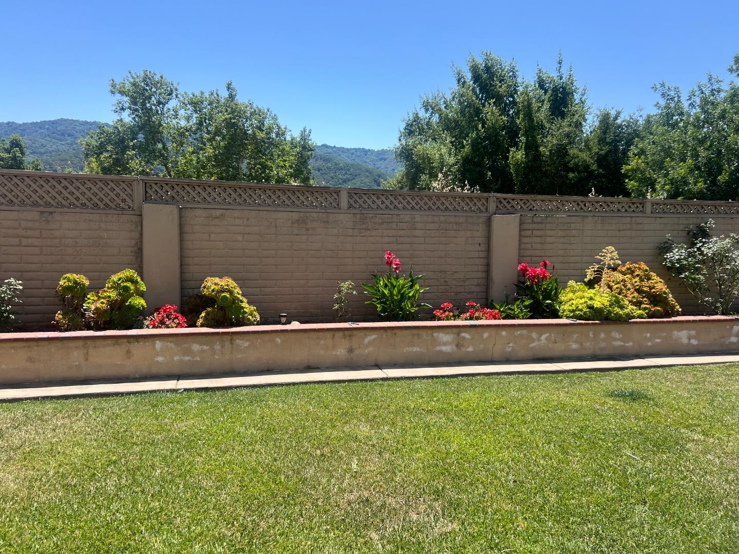 Detail Gallery Image 52 of 81 For 1298 Hersman Dr, Gilroy,  CA 95020 - 4 Beds | 2/1 Baths
