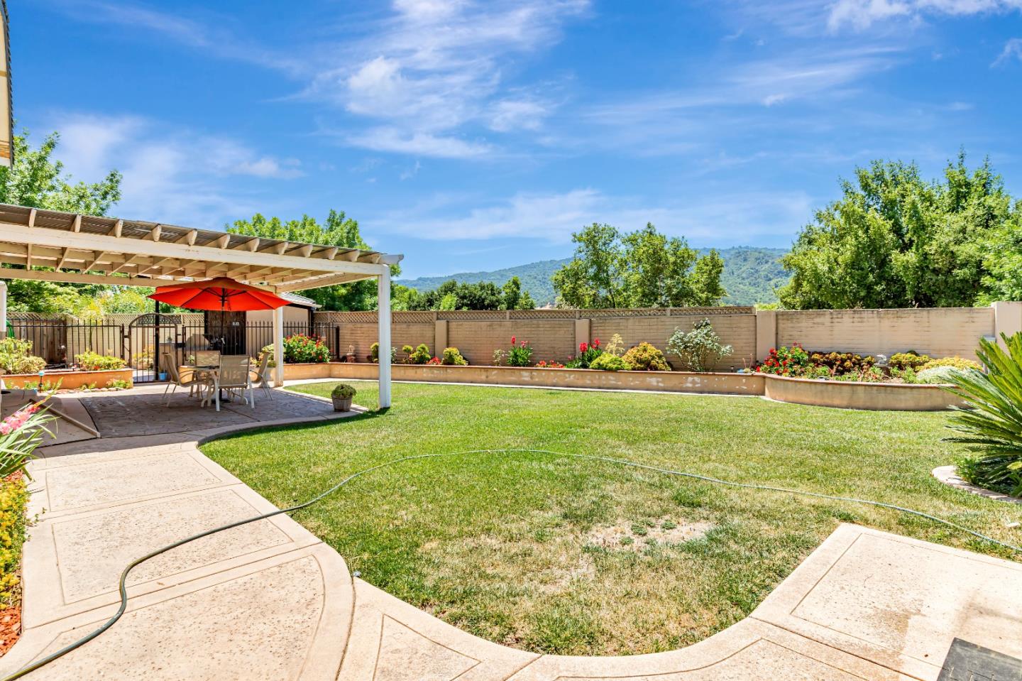Detail Gallery Image 53 of 81 For 1298 Hersman Dr, Gilroy,  CA 95020 - 4 Beds | 2/1 Baths
