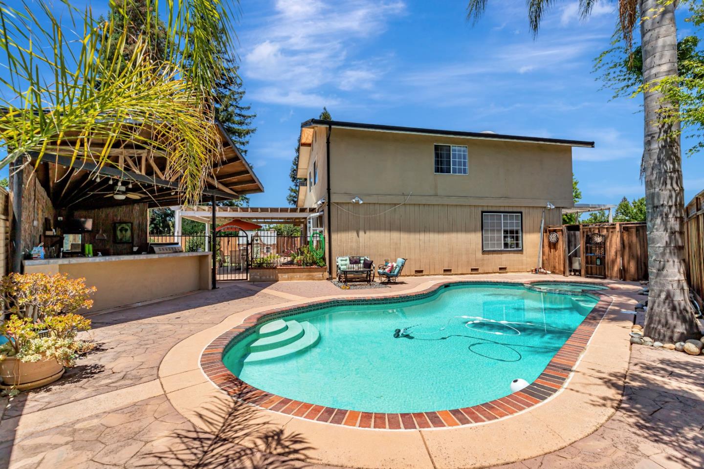 Detail Gallery Image 59 of 81 For 1298 Hersman Dr, Gilroy,  CA 95020 - 4 Beds | 2/1 Baths