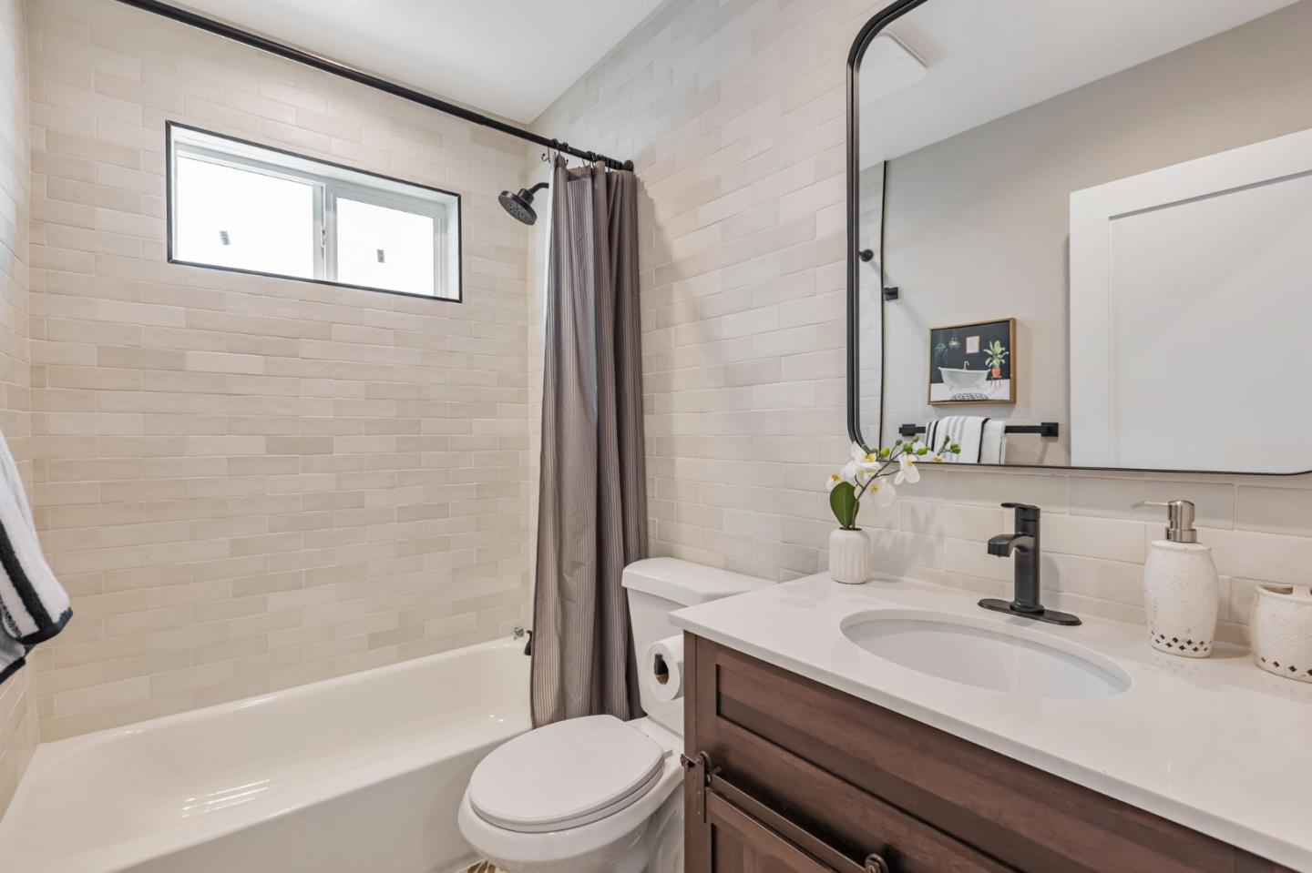 Detail Gallery Image 17 of 24 For 1019 N 12th St, San Jose,  CA 95112 - 3 Beds | 2 Baths