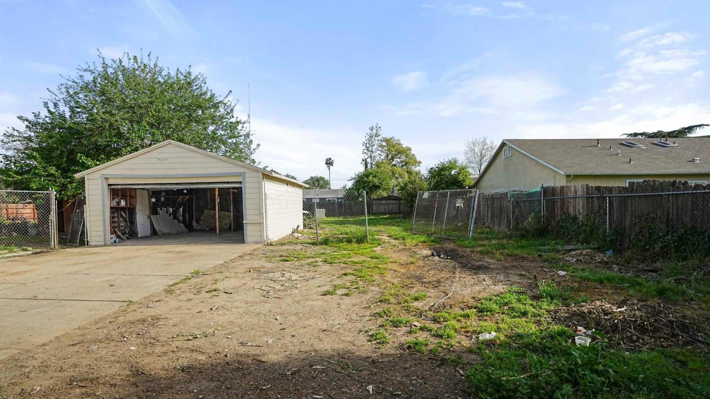 Detail Gallery Image 28 of 32 For 3712 42nd Ave, Sacramento,  CA 95824 - 3 Beds | 1 Baths