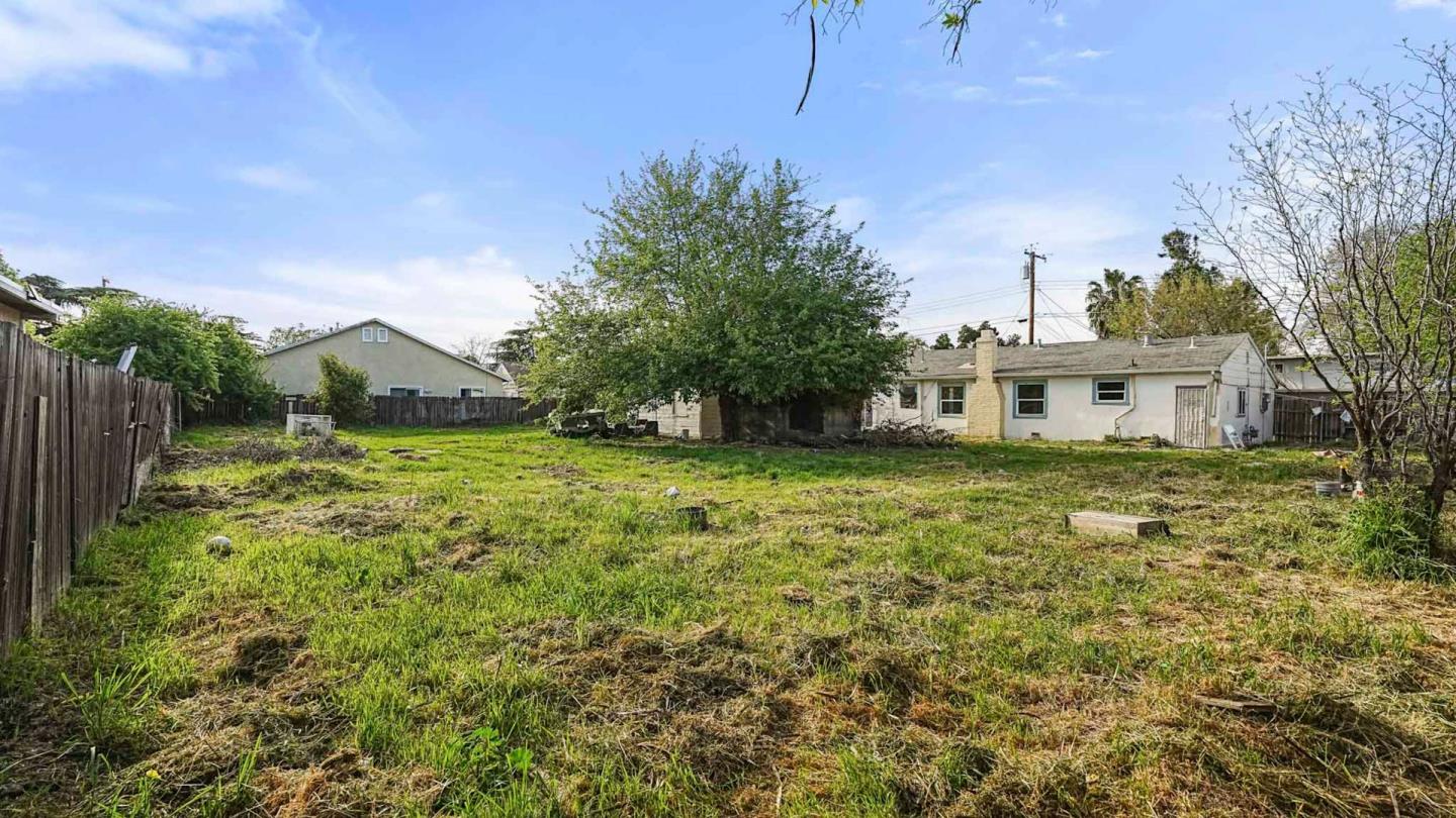 Detail Gallery Image 30 of 32 For 3712 42nd Ave, Sacramento,  CA 95824 - 3 Beds | 1 Baths