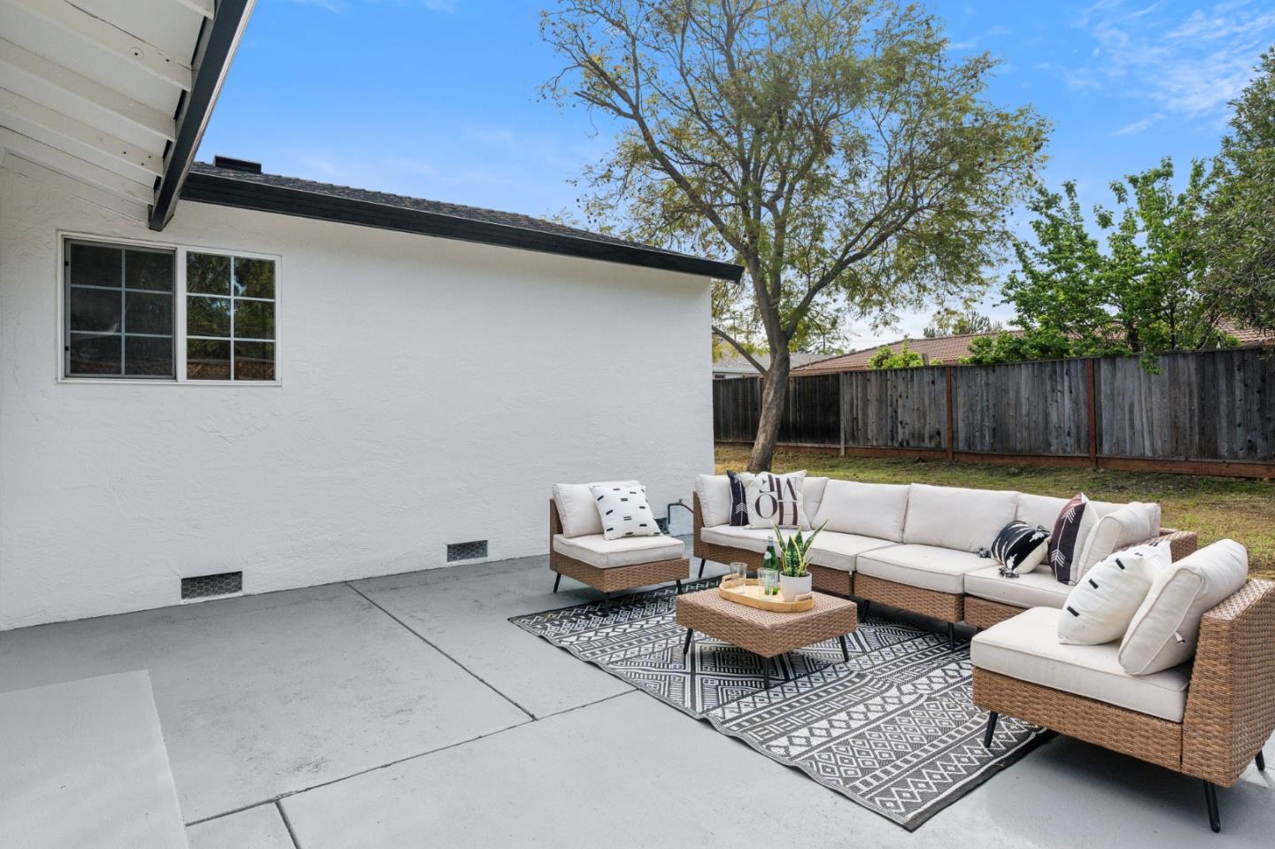 Detail Gallery Image 25 of 30 For 5881 Taormino Ave, San Jose,  CA 95123 - 4 Beds | 2 Baths