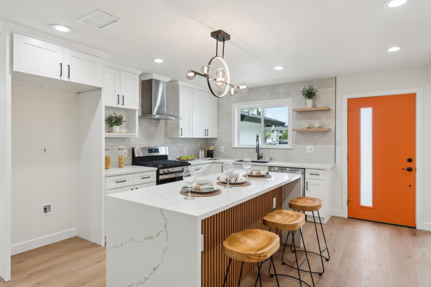 Detail Gallery Image 9 of 30 For 5881 Taormino Ave, San Jose,  CA 95123 - 4 Beds | 2 Baths
