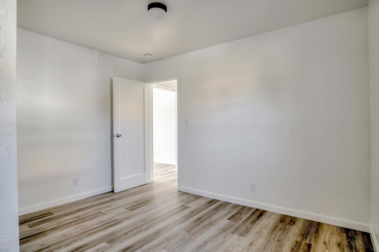 Detail Gallery Image 10 of 14 For 317 Ocean St, Santa Cruz,  CA 95060 - – Beds | – Baths