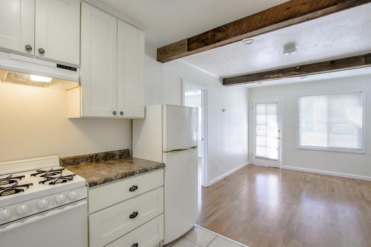 Detail Gallery Image 4 of 14 For 317 Ocean St, Santa Cruz,  CA 95060 - – Beds | – Baths