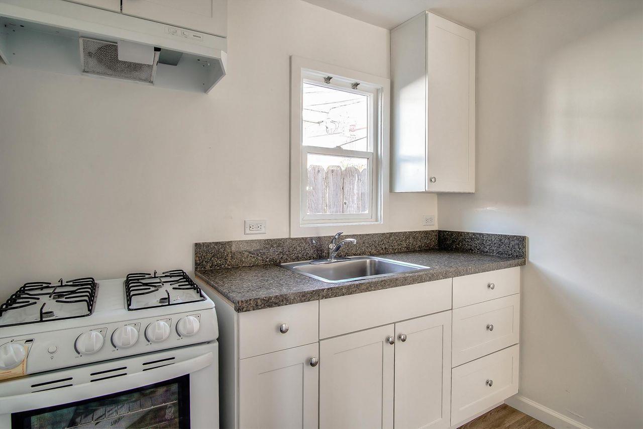 Detail Gallery Image 6 of 14 For 317 Ocean St, Santa Cruz,  CA 95060 - – Beds | – Baths